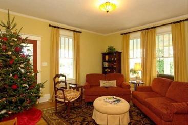 458 West Bed & Breakfast