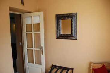 مبيت وإفطار E Casalte