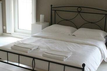 Varaba Country House