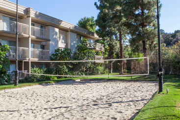 Avalon Toluca Hills by Oakwood