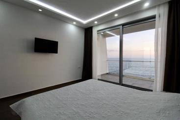 پانسیون Apartments Komina