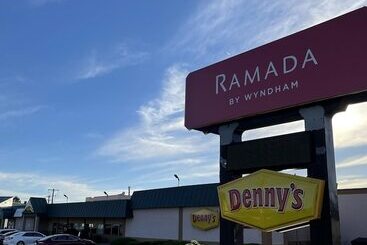 בית מלון כפרי Ramada By Wyndham Rome / Verona