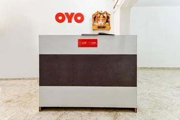 هتل Oyo 63430 Sagar  And Restaurant