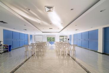 هتل Ayenda 1402 Roosevelt Spa