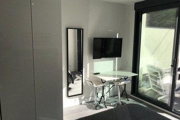 Studio Au Calme Et Indépendant Tassindemilalune