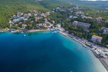 Apartments Frutis