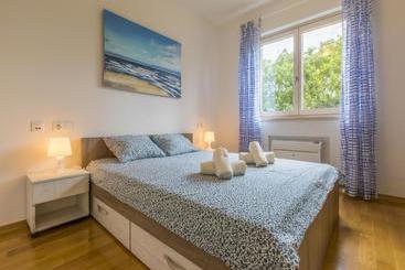 Apartments Mb