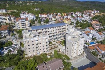 Apartments Mb
