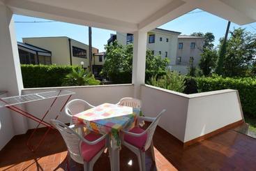 Apartments Petrovic