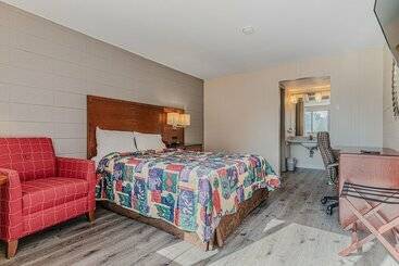 فندق على الطريق Skyview Inn