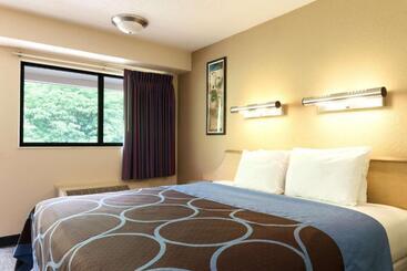 호텔 Days Inn By Wyndham Monmouth Junction S Brunswick Princeton
