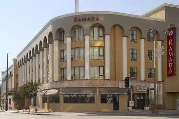 فندق Ramada By Wyndham Los Angeles/wilshire Center