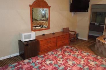 هتل Red Carpet Inn Absecon