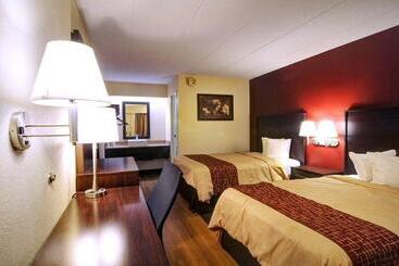 هتل American Inn & Suites Bishop Airport Flint