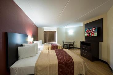 هتل Red Roof Inn Plus+ Houston   Energy Corridor
