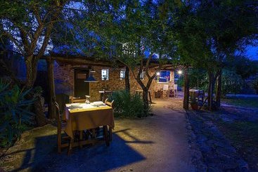 کلبه Rural Can Partit Adults Only