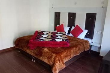 پانسیون Jagdarshan Guest House