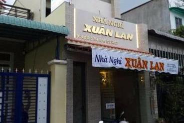 تختخواب و صبحانه Nhà Nghỉ Xuân Lan Cần Thơ