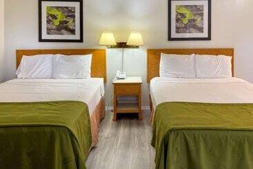 فندق Rodeway Inn & Suites Omak  Okanogan