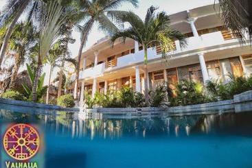 هاستل Valhalla Beach House