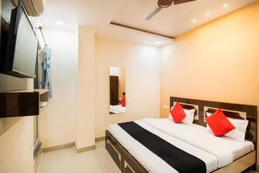 هتل Capital O 67322 Aastha Krishna Niketan