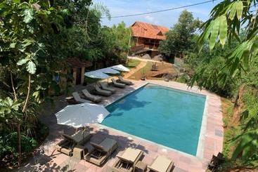 منتجع Amara Ayurveda Retreat Overlooking Evergreen Western Ghats An Ecologically Sustainable Living Space