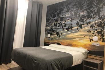 هتل Hostel El Paloma