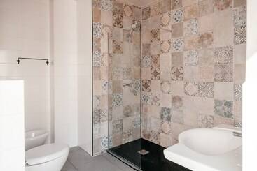 فندق فئة نجمة واحدة Astuto Boutique Jerez  Adults Only