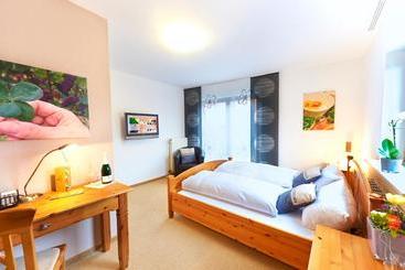 ホテル Gästehaus Achenbach