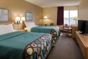 מוטל Super 8 By Wyndham Menomonie Wi