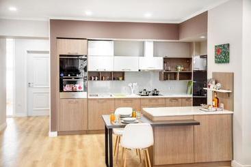 Naran Residence Lifestyle Serviced Apartment