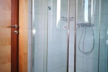 تختخواب و صبحانه Gästezimmer Steiner