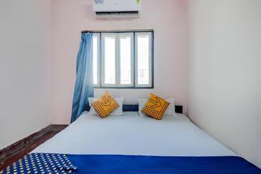 هتل Spot On 66108  Awadh Kailash Inn