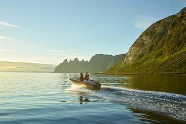 Northern Light Hotell/camp Steinfjord