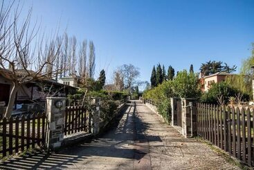 شقق خاصة سياحية Villa Helios