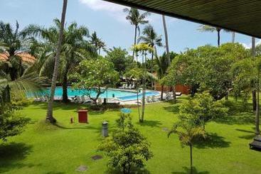 هتل Inna Grand Bali Beach