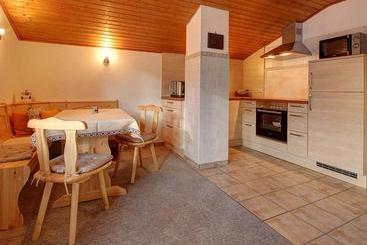 Пансион Gã¤stehaus Drahrer  Chiemgau Karte