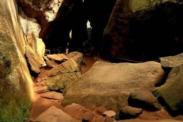 بنسيون Vedanta Wake Up Edakkal Caves  By Oyo