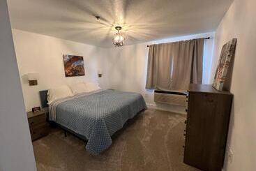 فندق على الطريق Arch Canyon Inn