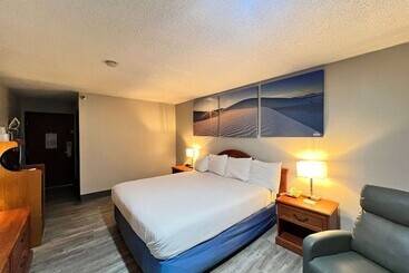 מוטל Antelope Inn & Suites