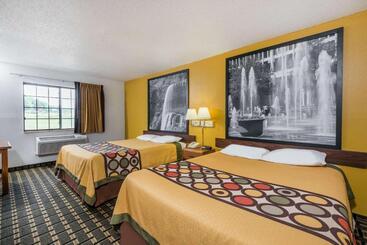 모텔 Super 8 By Wyndham Coshocton Roscoe Village