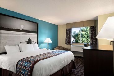 فندق على الطريق Super 8 By Wyndham Whitewater Wi