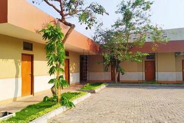 پانسیون Griya Alisha