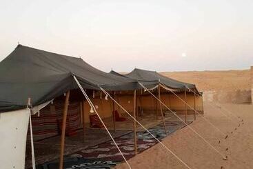 هتل Desert Wonders Camp