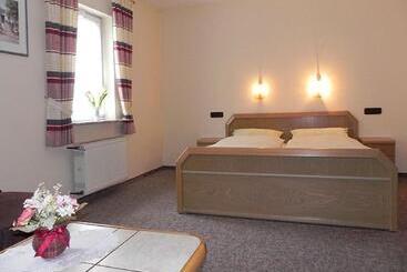 ペンション Gästehaus Freimuth