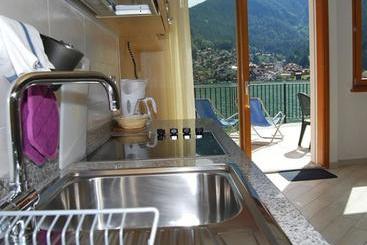 Appartamenti Chalet Al Lago