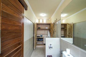 هتل Lembongan Boutique Resort