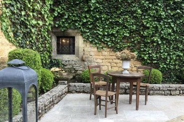 住宿加早餐  Château De Saint Geniès