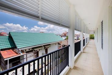 هتل Oyo 3279 Joy Residence