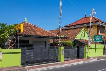 호텔 Spot On 3178 Homestay Sampalan Indah Ii